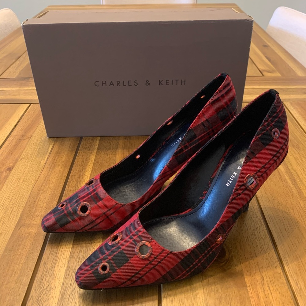 Charles & Keiths Heels size 36